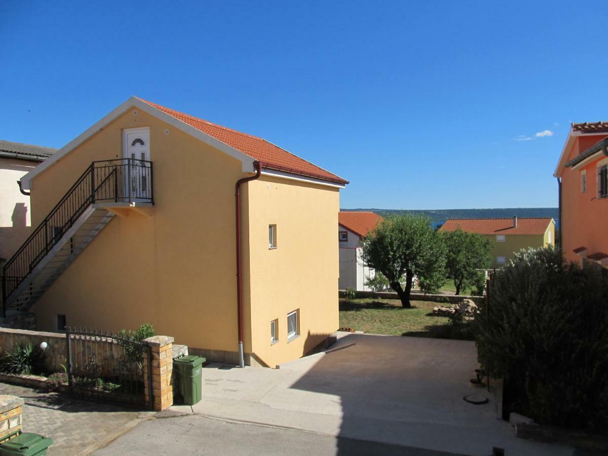 Apartmani Mala Sirena Maslenica Exterior foto